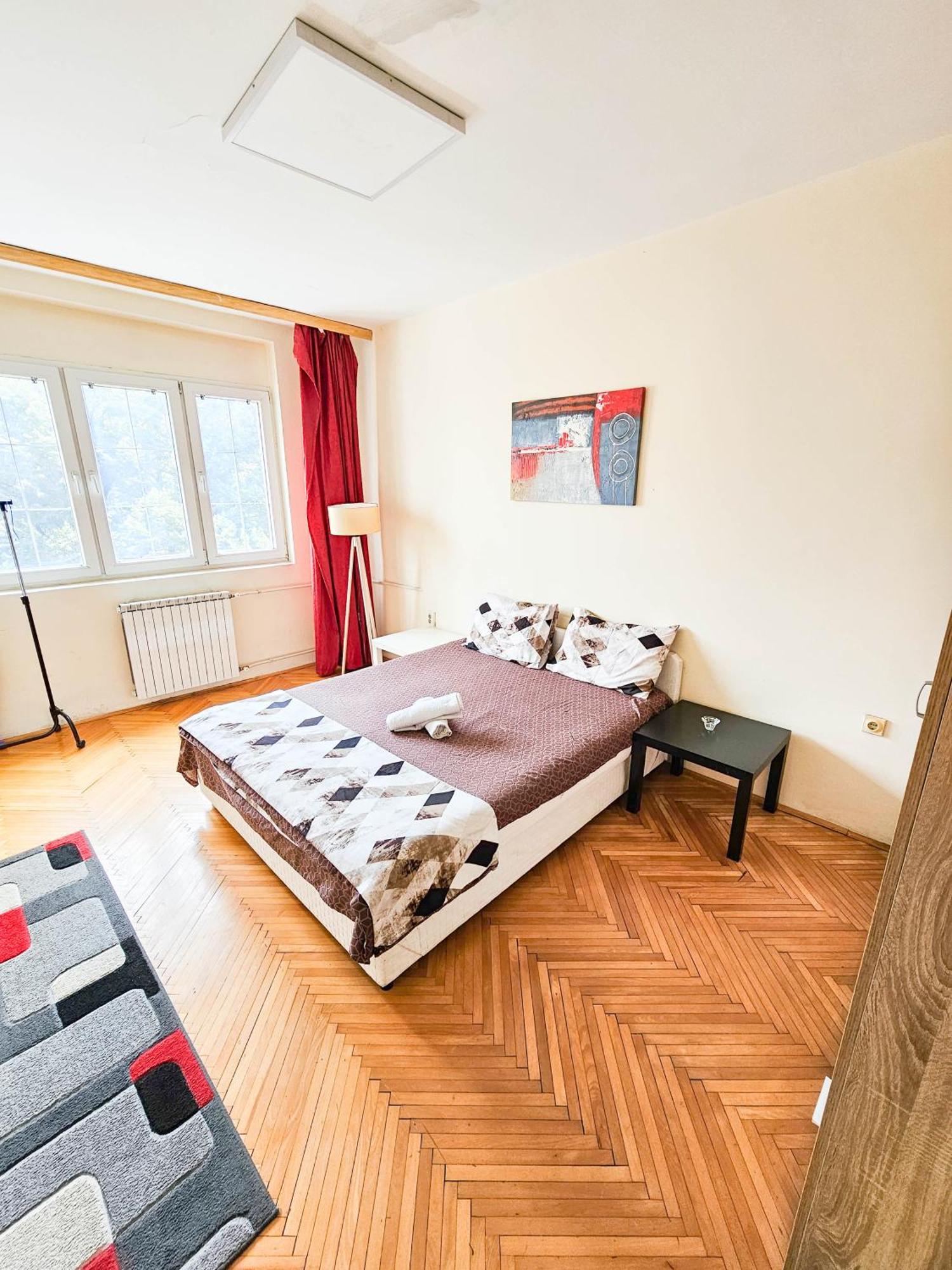 Central Apartments سكوبجي المظهر الخارجي الصورة