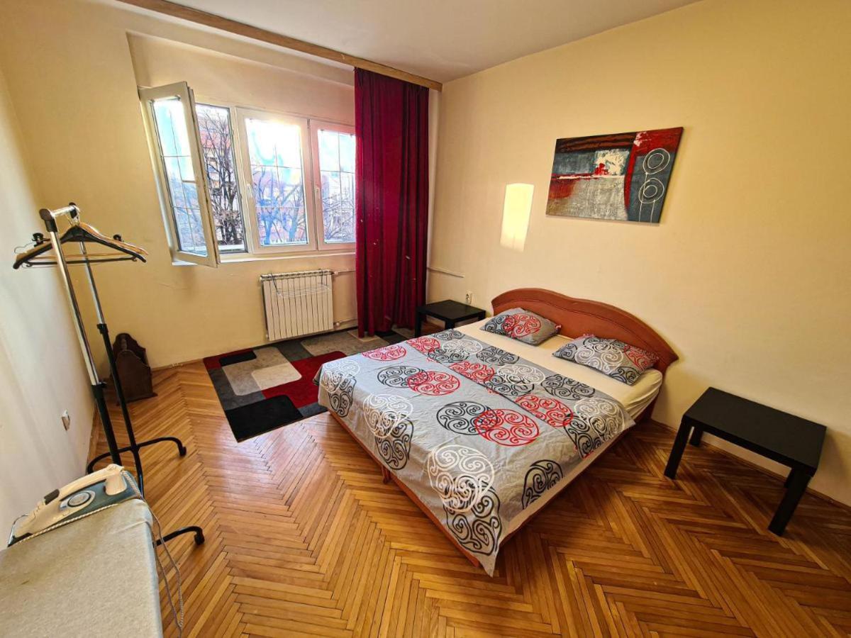 Central Apartments سكوبجي المظهر الخارجي الصورة