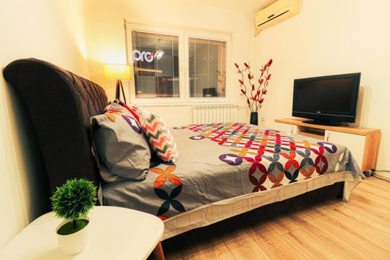 Central Apartments سكوبجي المظهر الخارجي الصورة